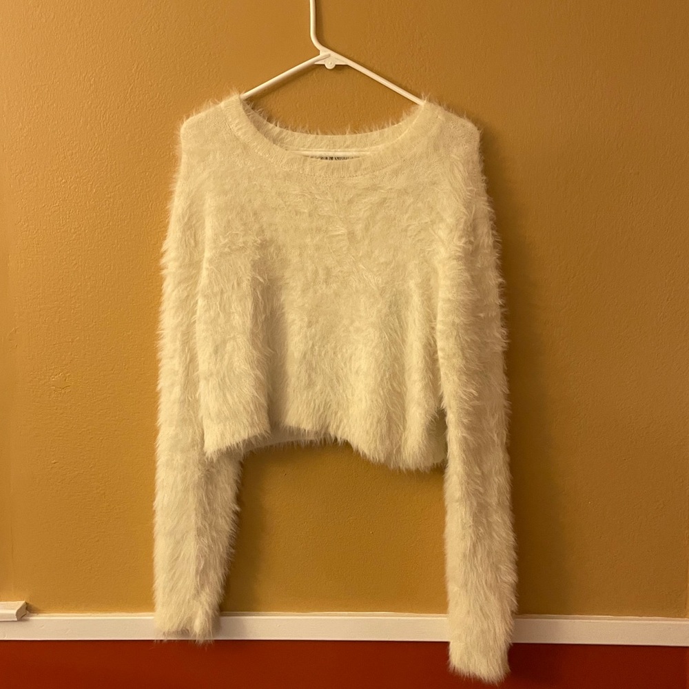 Supper soft stretchy sweater